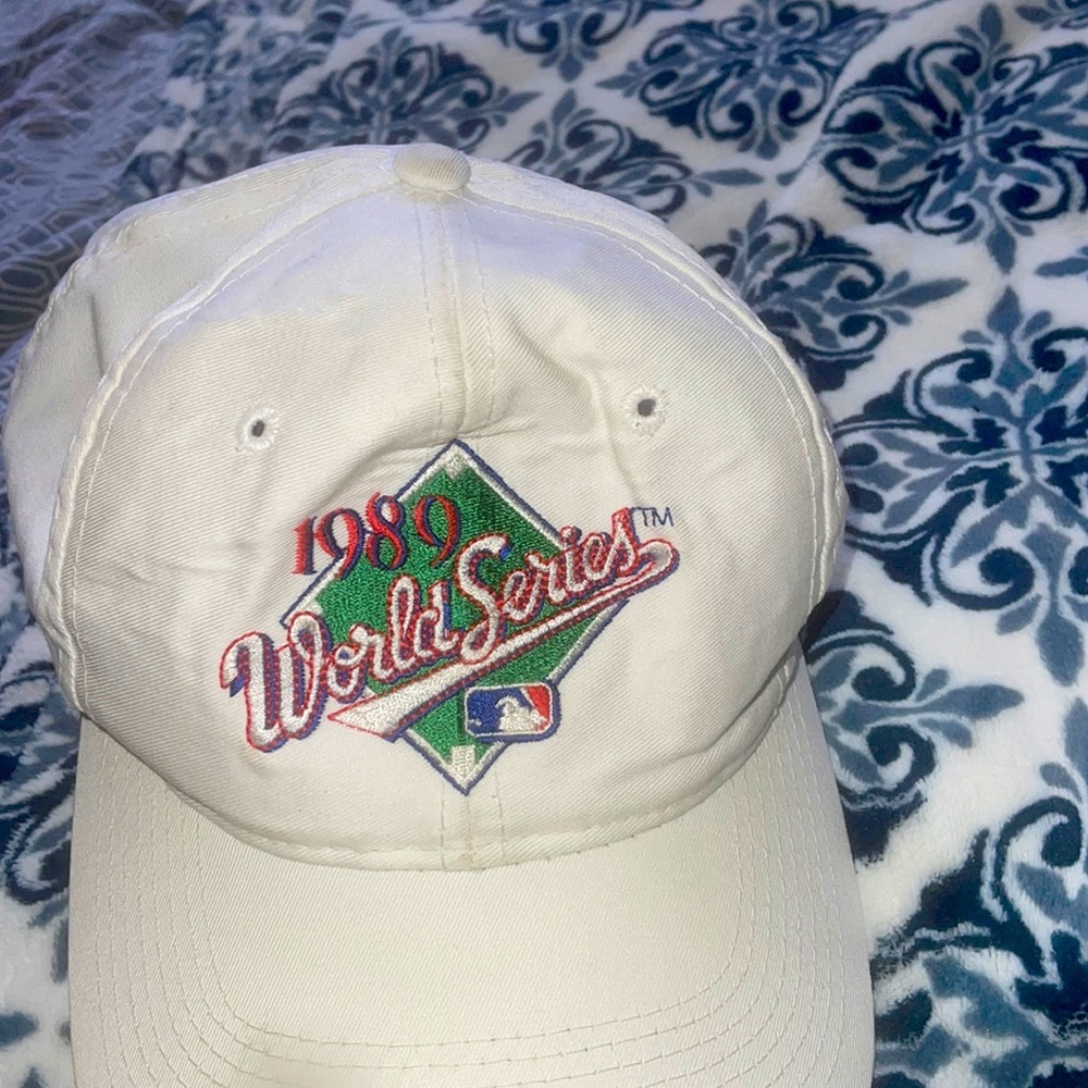 Vintage “The Twill” cotton sticthed 1989 World Series Baseball Cap